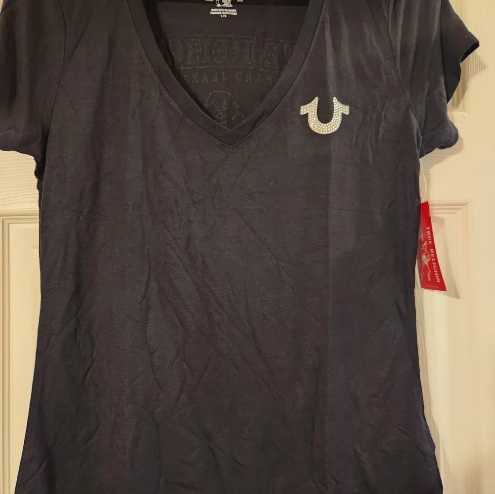 **NWT** - True Religion - CRYSTAL BUDDHA GRAPHIC V-NECK TEE - Black - **NWT** - Picture 8 of 14